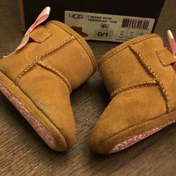 Baby Ugg boots - Picture 3 of 3